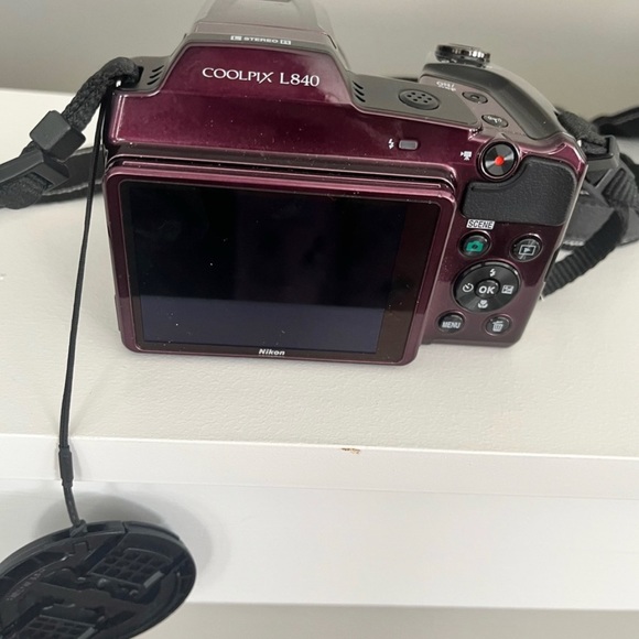 Nikon Camera - Picture 3 of 5